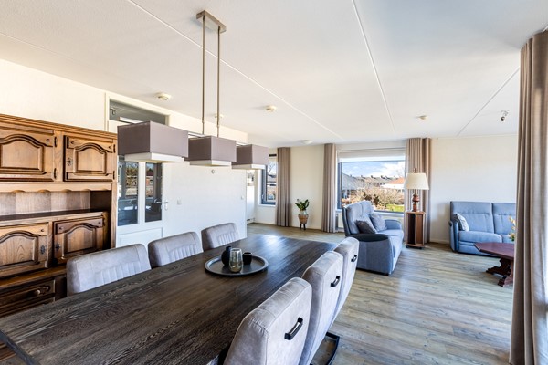 Foto - Te koop: Heerlijk ruim appartement in het gemoedelijke Klundert!
